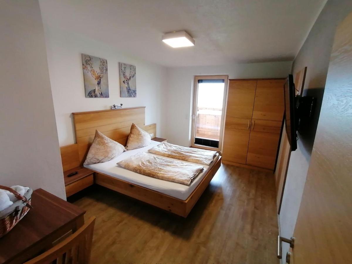 Ferienwohnung La-Wurm Hart im Zillertal Exterior photo